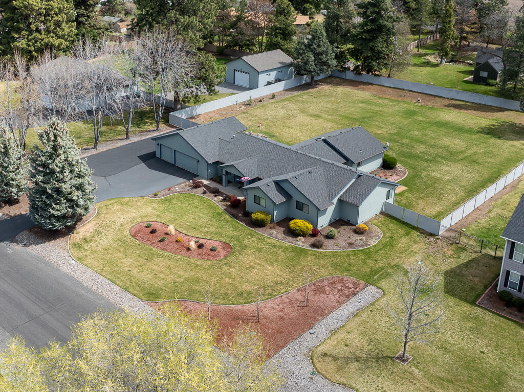 4075 Collier Lane