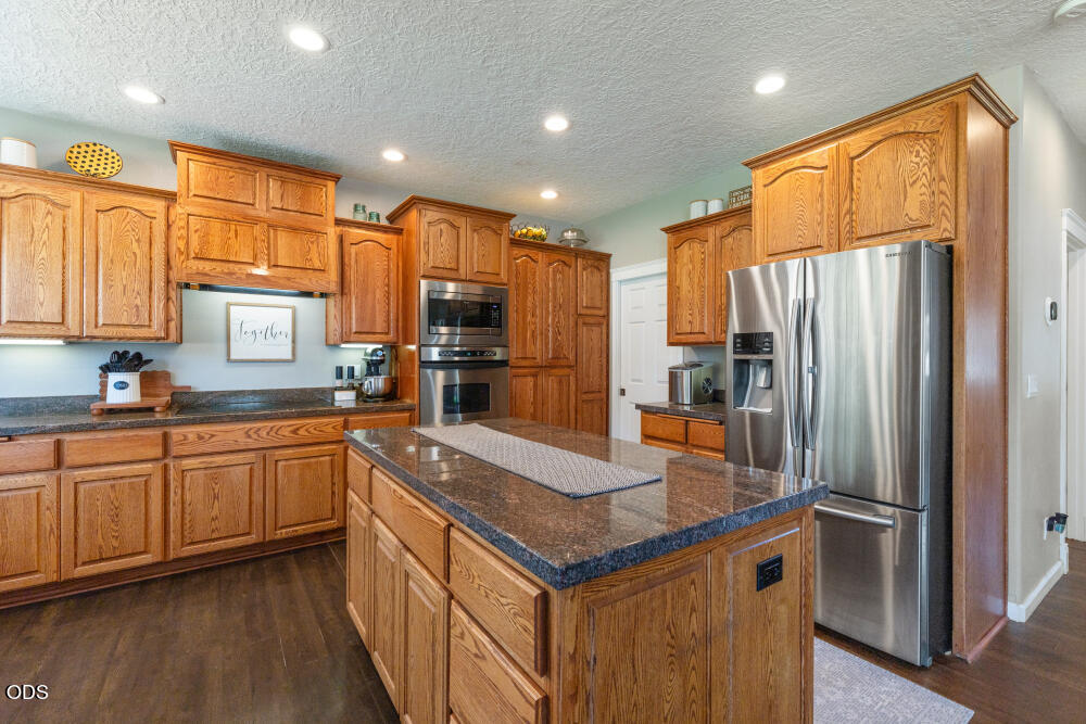4081 Collier Lane