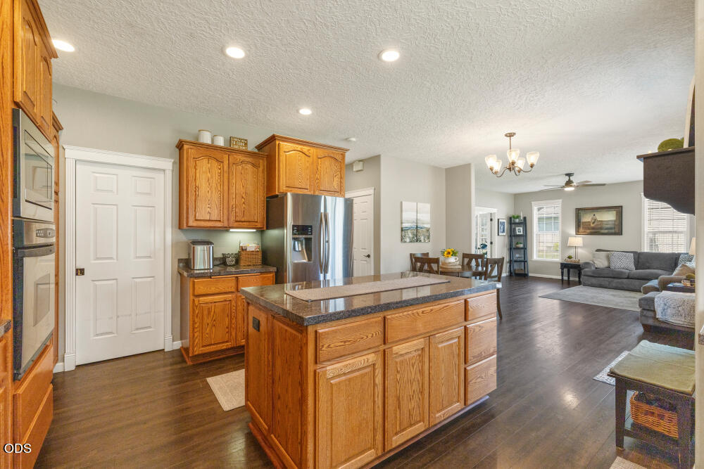 4081 Collier Lane