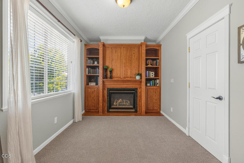 4081 Collier Lane
