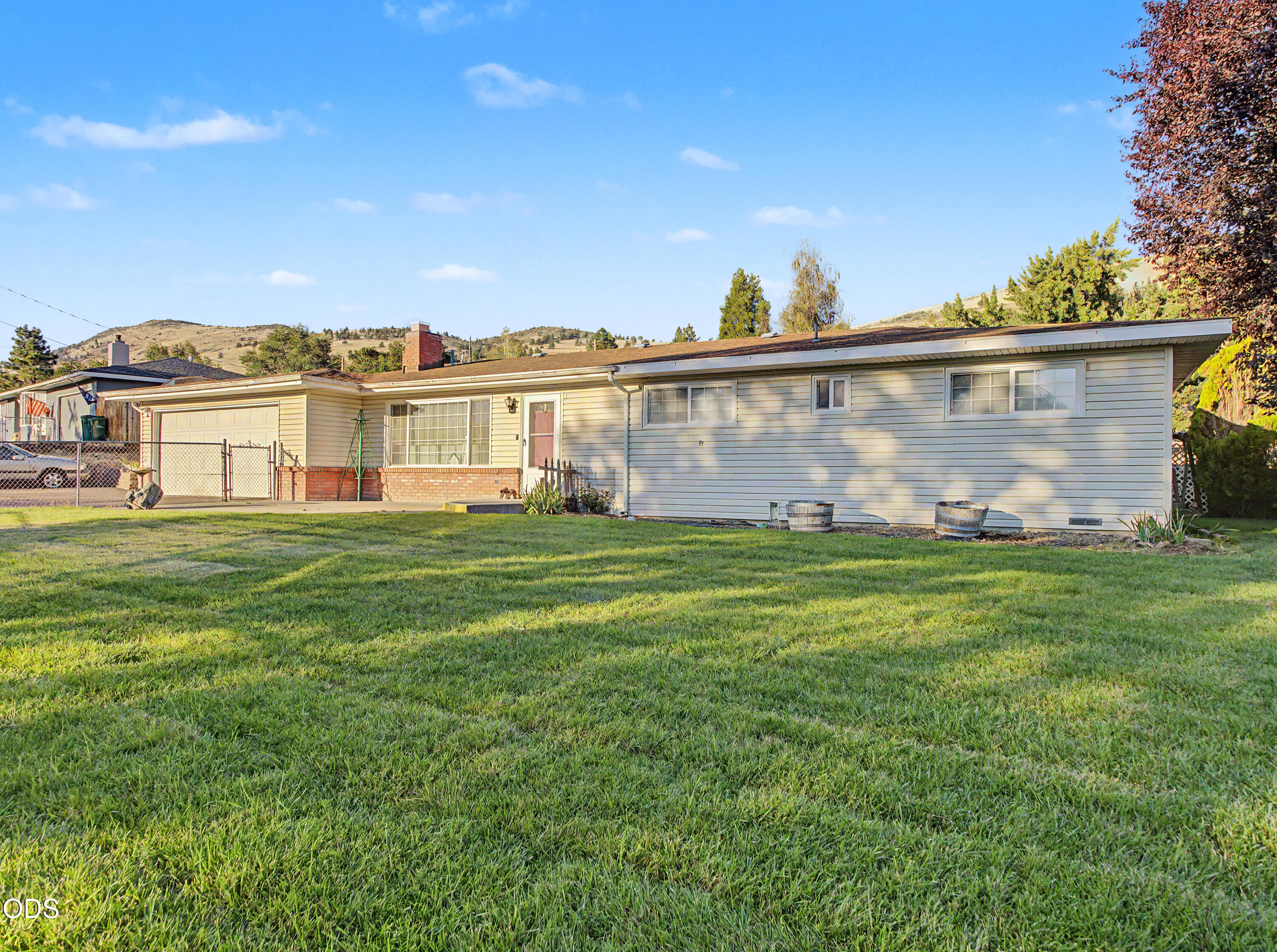 1915 Carlson Drive