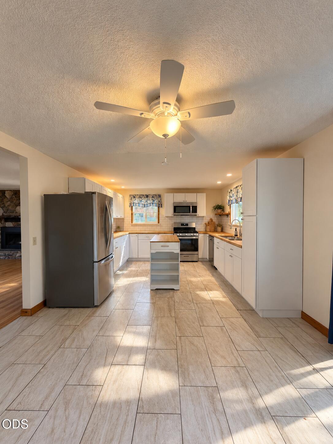 4832 Driftwood Drive