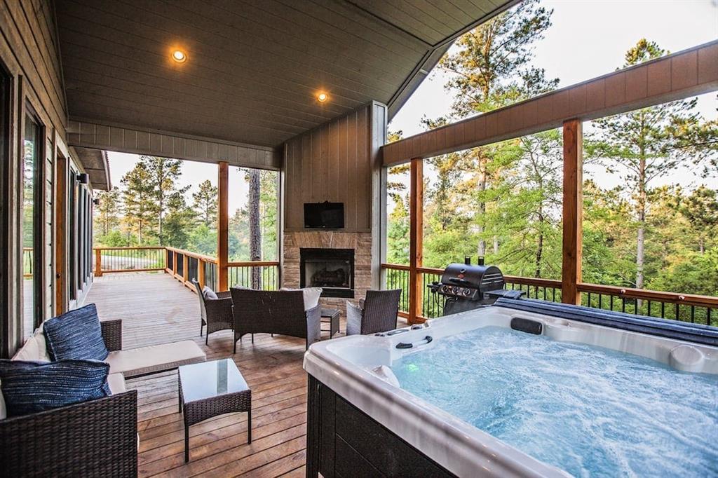 27 Sawtooth Circle