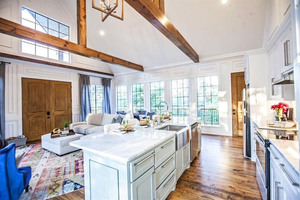 27 Sawtooth Circle
