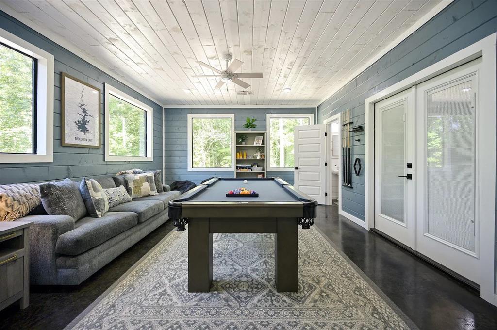 329 Gentry Oak Lane
