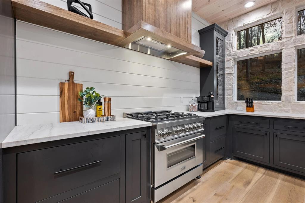 289 Moonshiner Springs Trail