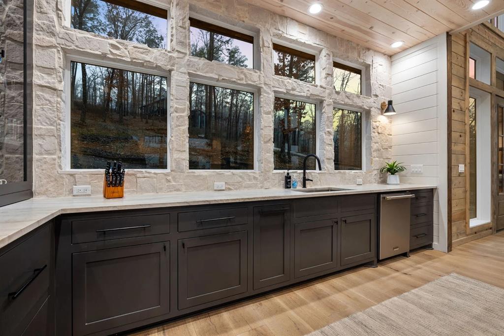 289 Moonshiner Springs Trail