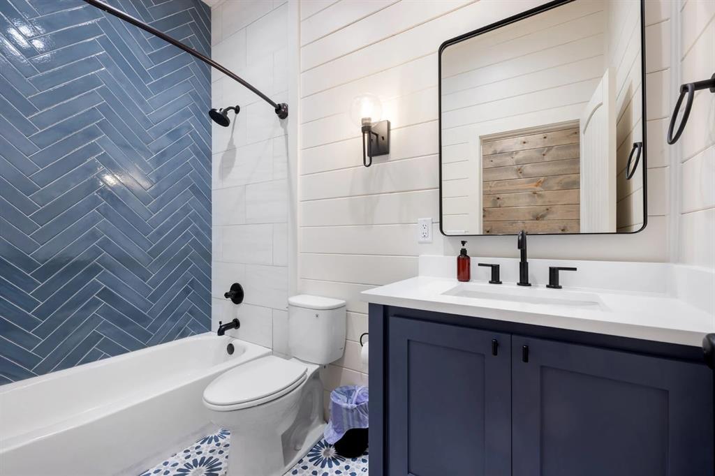 289 Moonshiner Springs Trail