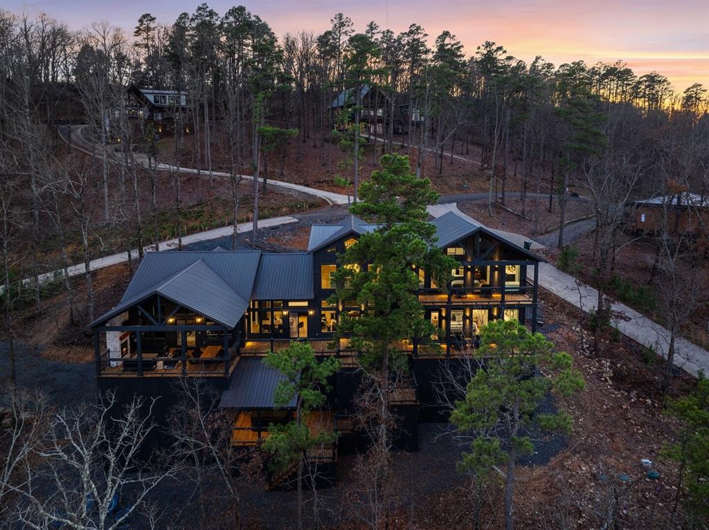 289 Moonshiner Springs Trail