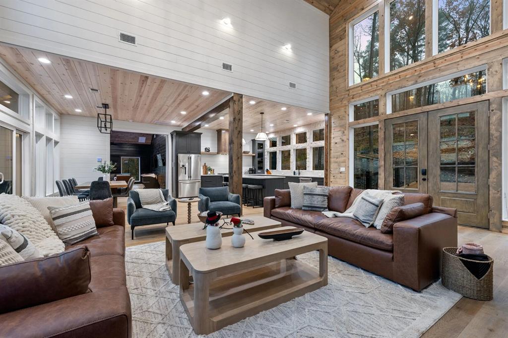 289 Moonshiner Springs Trail