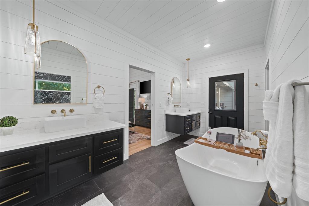 2221 Camp Ranch Road