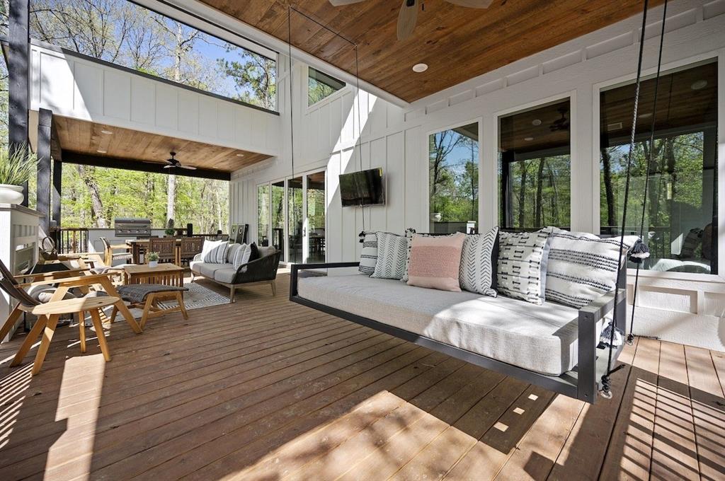 208 Gentry Oak Lane