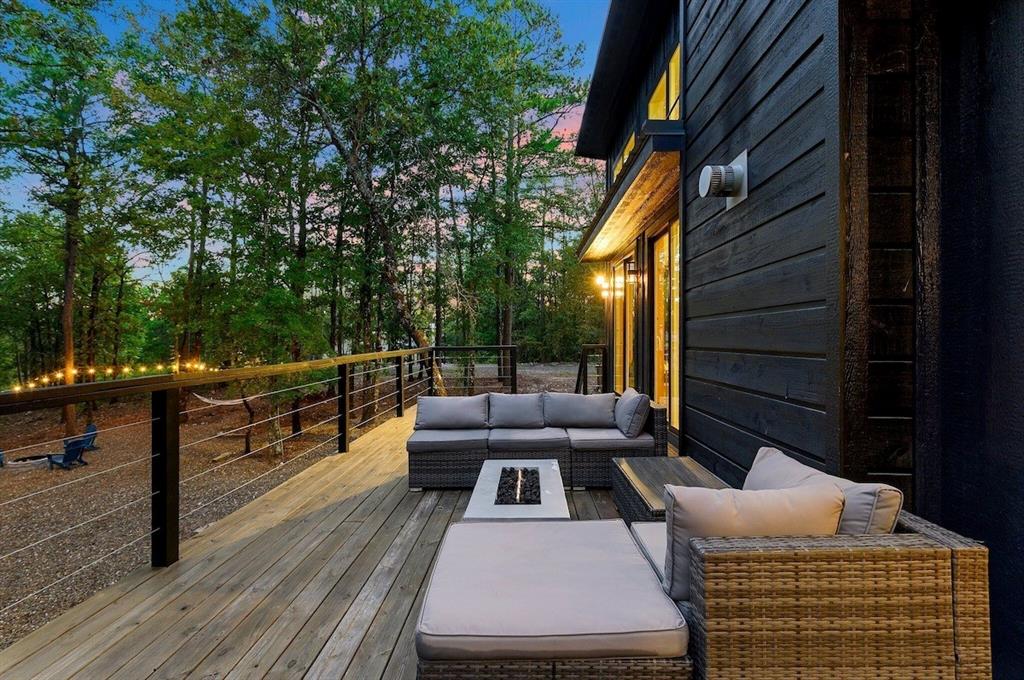 639 Woodland Hills Trail