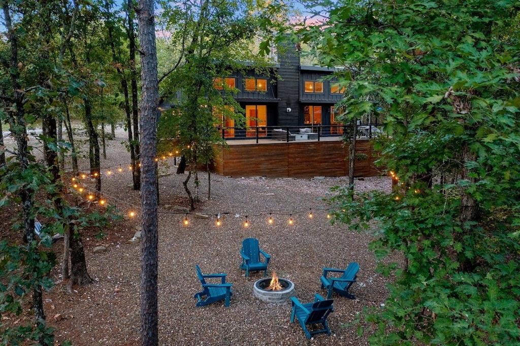 639 Woodland Hills Trail