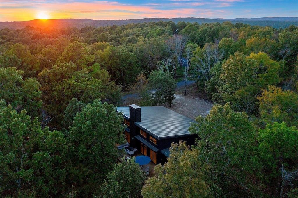 639 Woodland Hills Trail