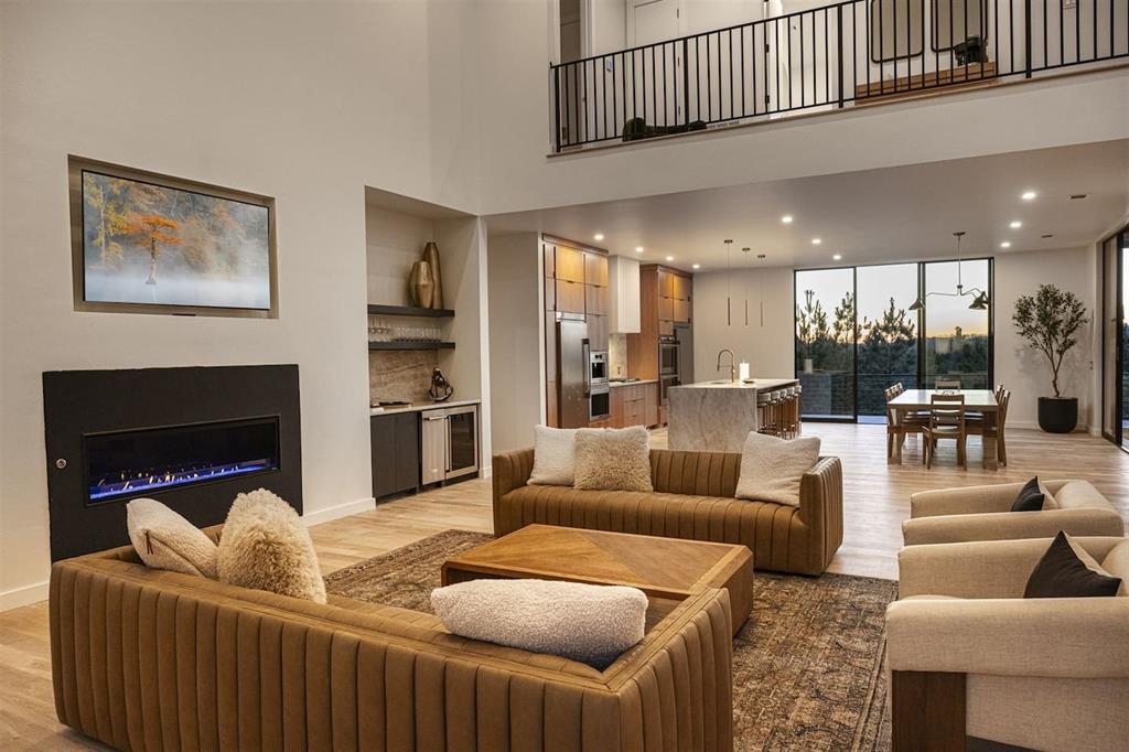 83 Sweet Magnolia Lane