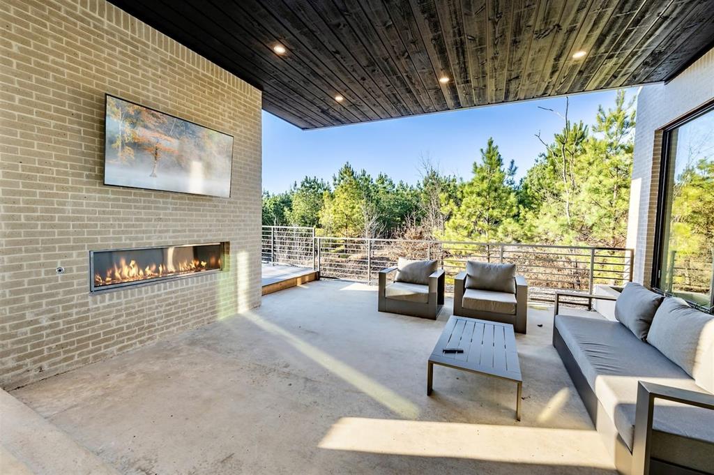 83 Sweet Magnolia Lane