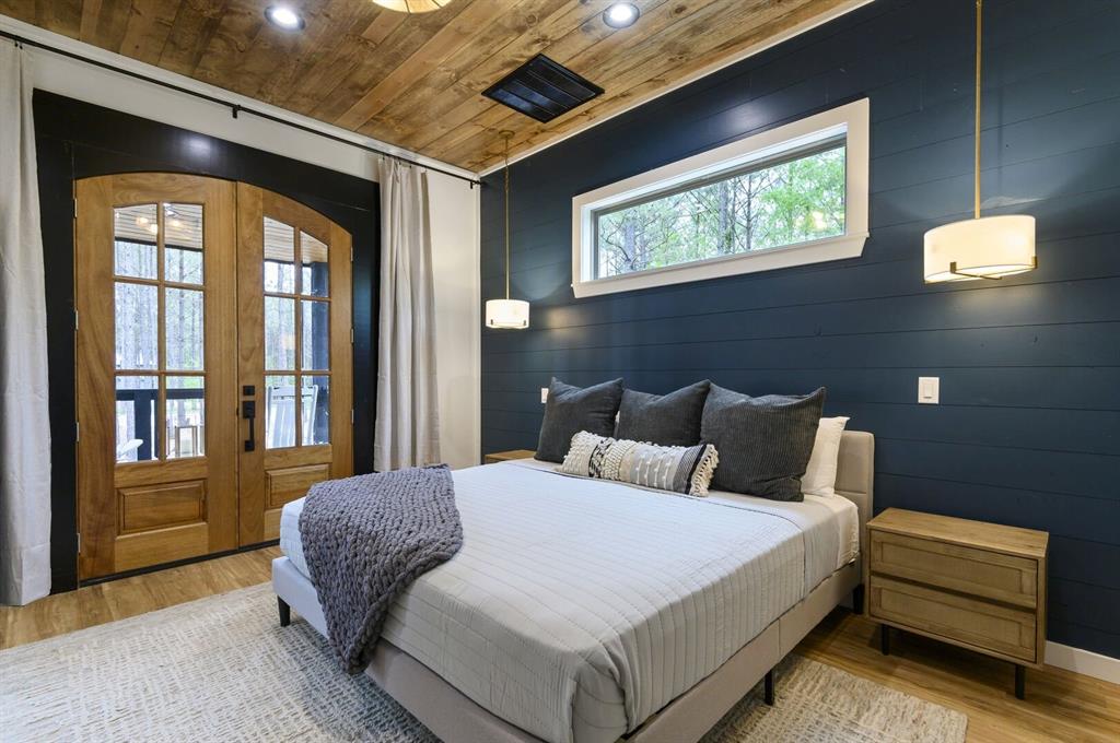 33 Bear Cedar Trail