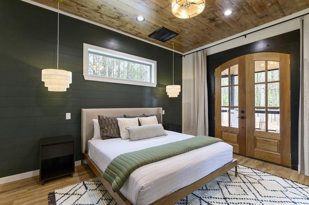 33 Bear Cedar Trail