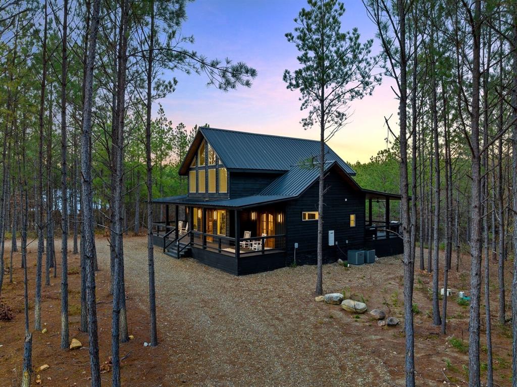 33 Bear Cedar Trail