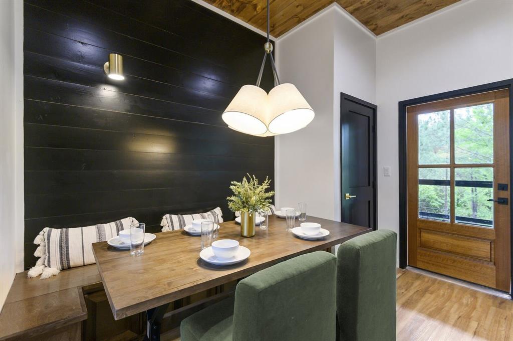 33 Bear Cedar Trail