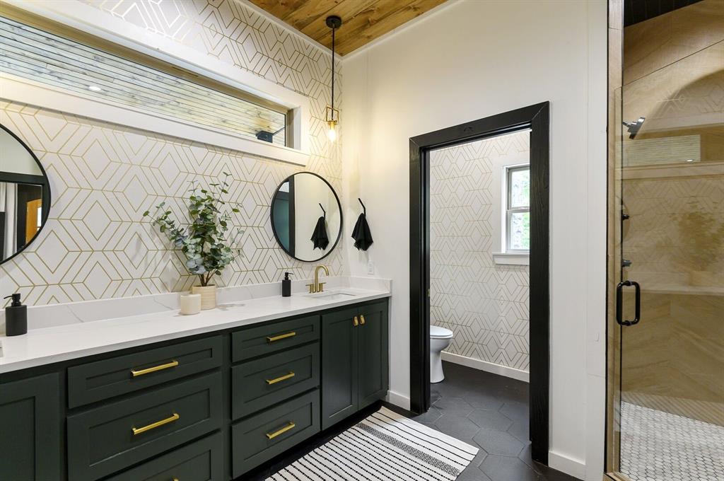 33 Bear Cedar Trail
