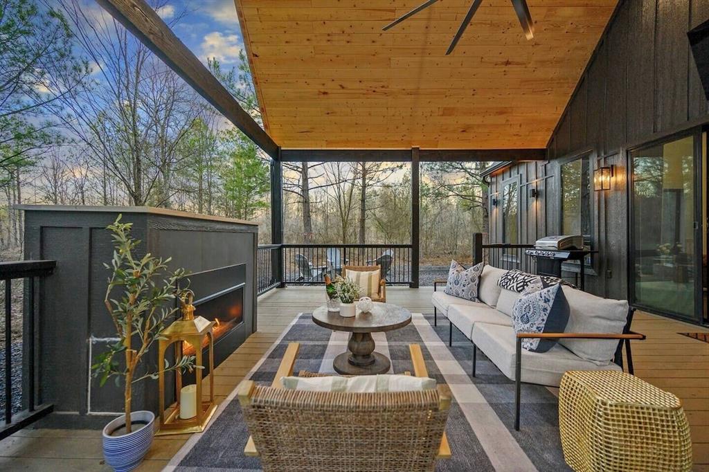 2427 Camp Ranch Road