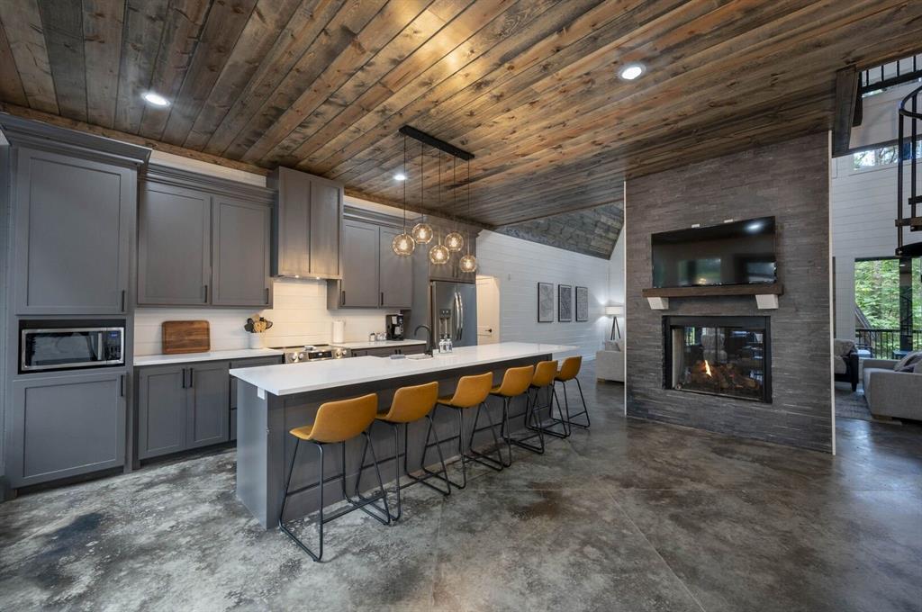 316 Triton Trail