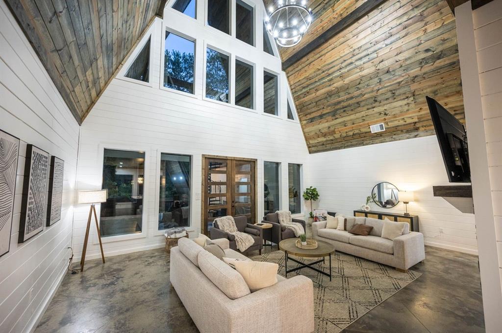 316 Triton Trail