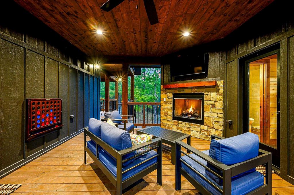 175 Twisted Vine Court