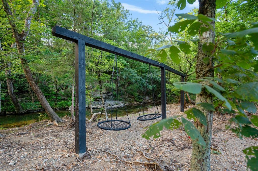 247 Lookout Pines Trail