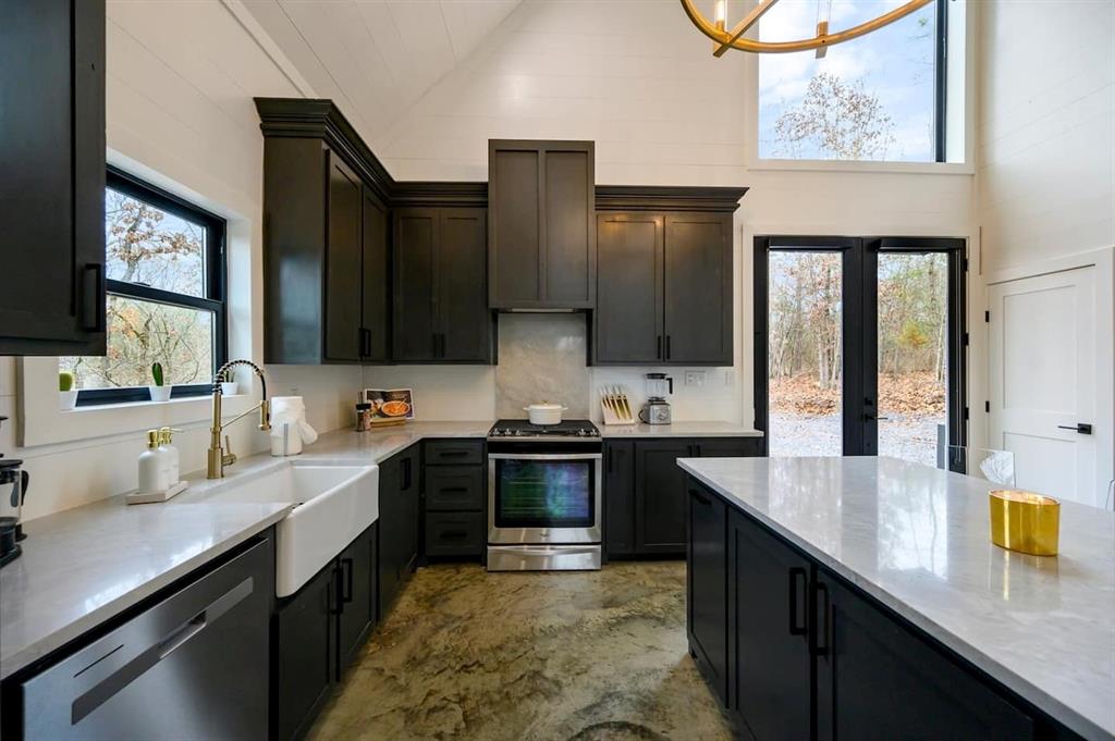 2409 Camp Ranch Road