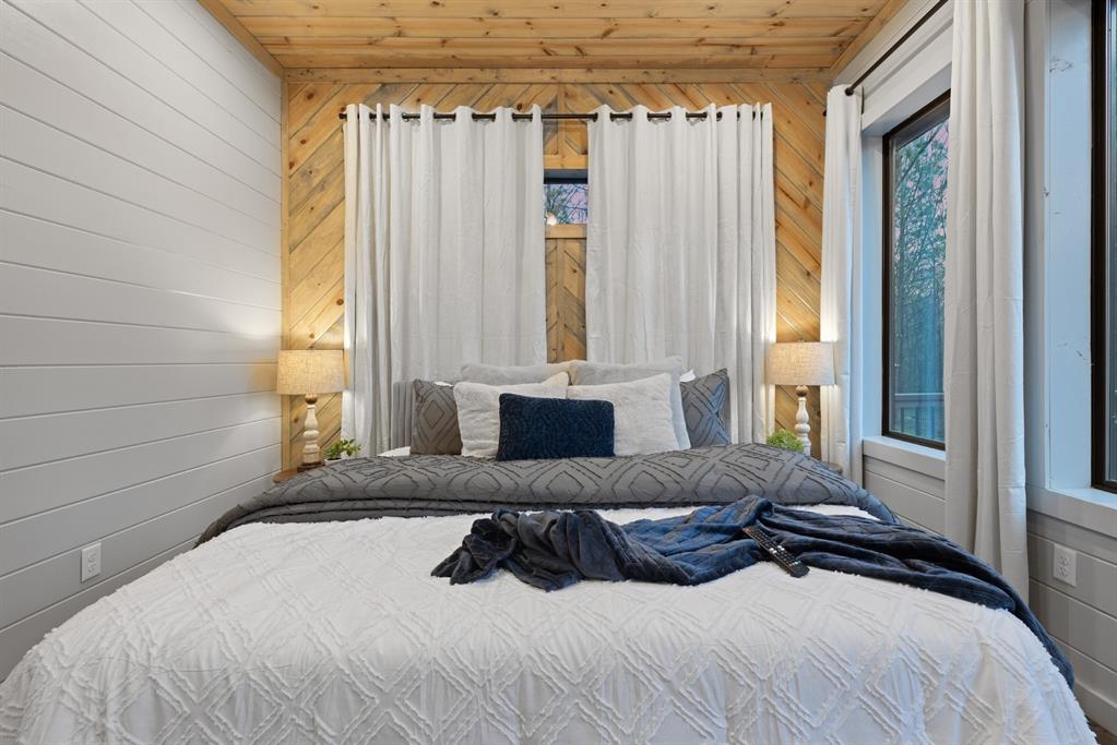 250 Crooked Stick Trail