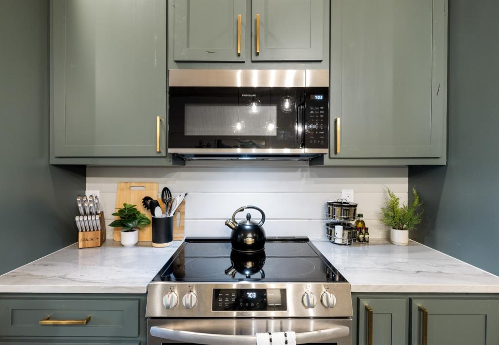 250 Crooked Stick Trail