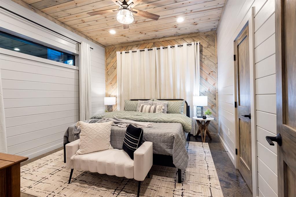 250 Crooked Stick Trail