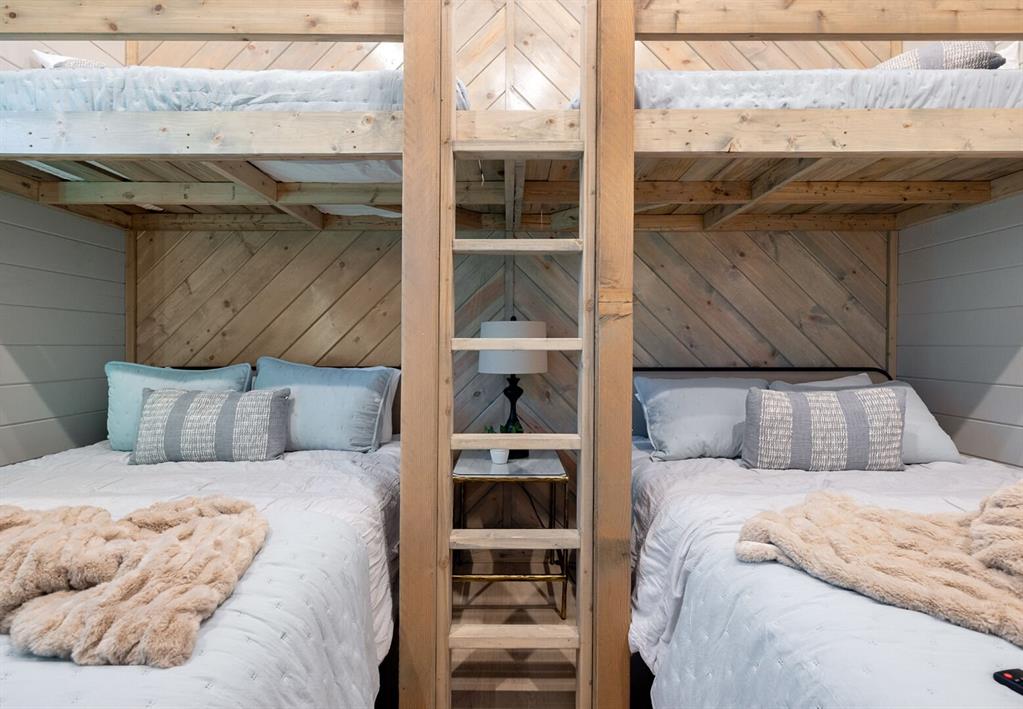 250 Crooked Stick Trail