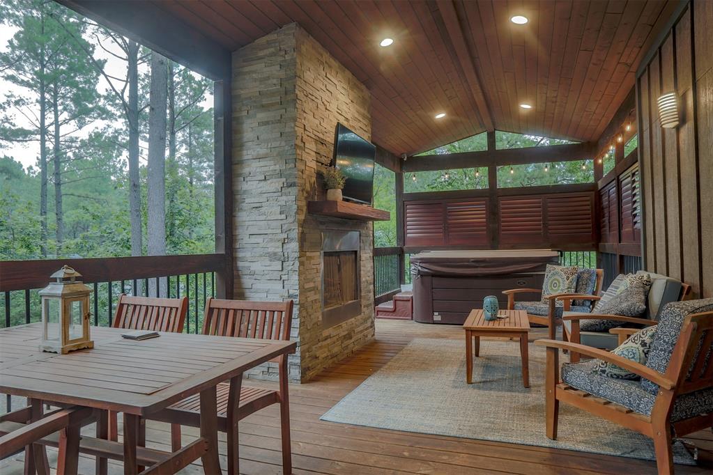 725 Sugarberry Trail