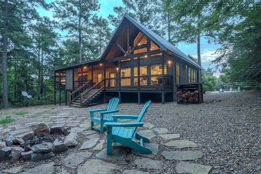 725 Sugarberry Trail