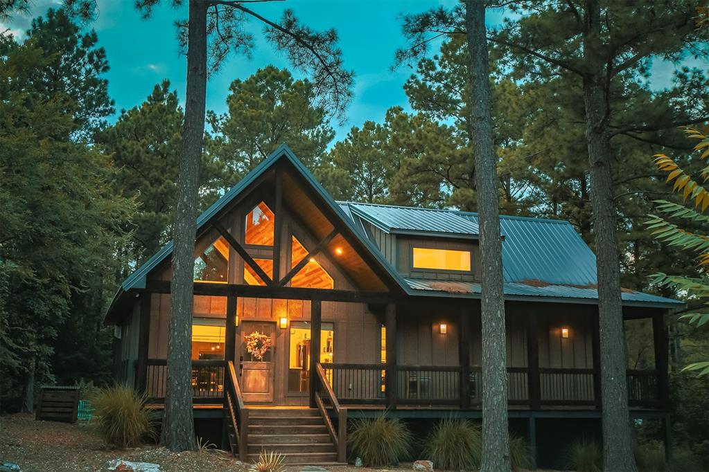 725 Sugarberry Trail