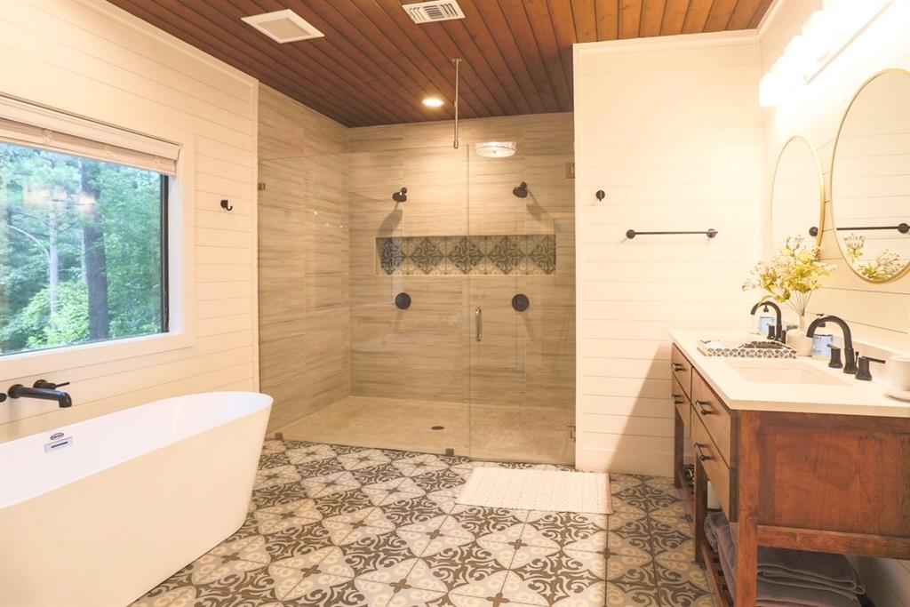 725 Sugarberry Trail