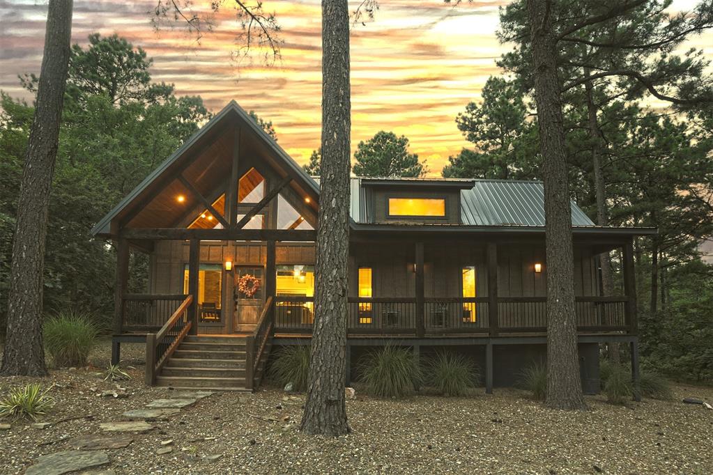 725 Sugarberry Trail