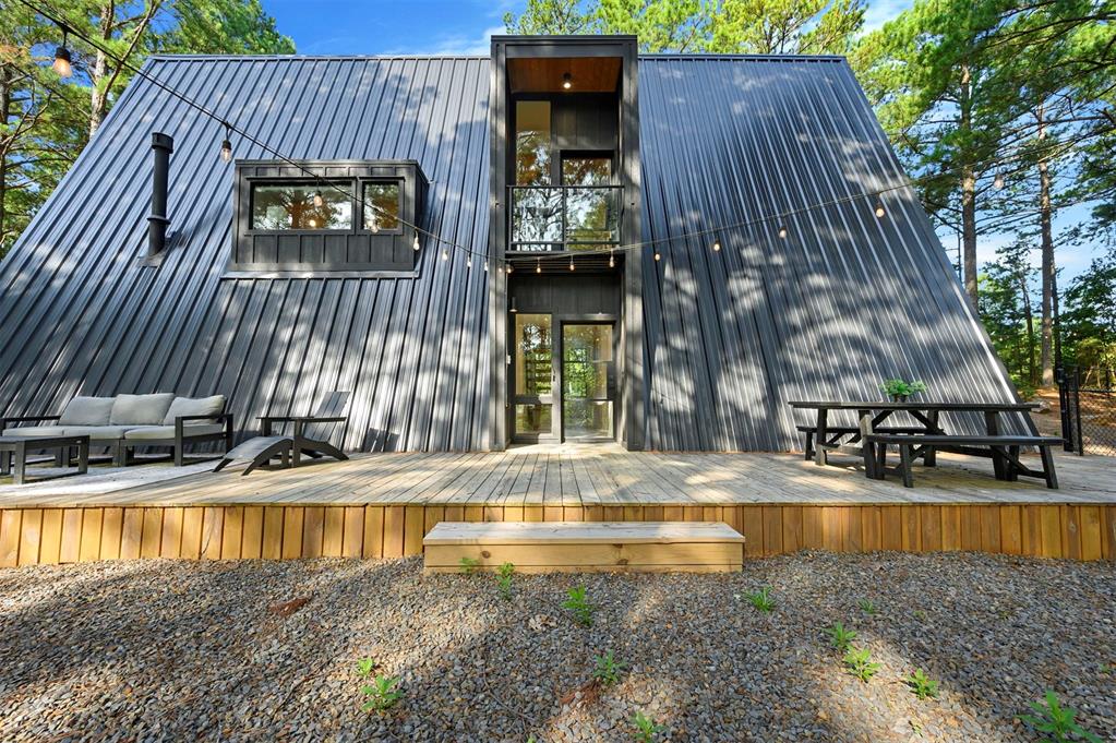 297 Triton Trail