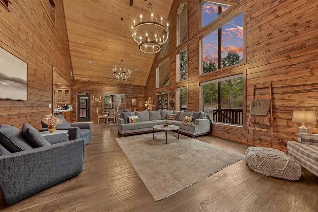 16 Berry Court