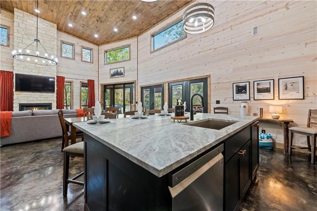 37 Treeline Court
