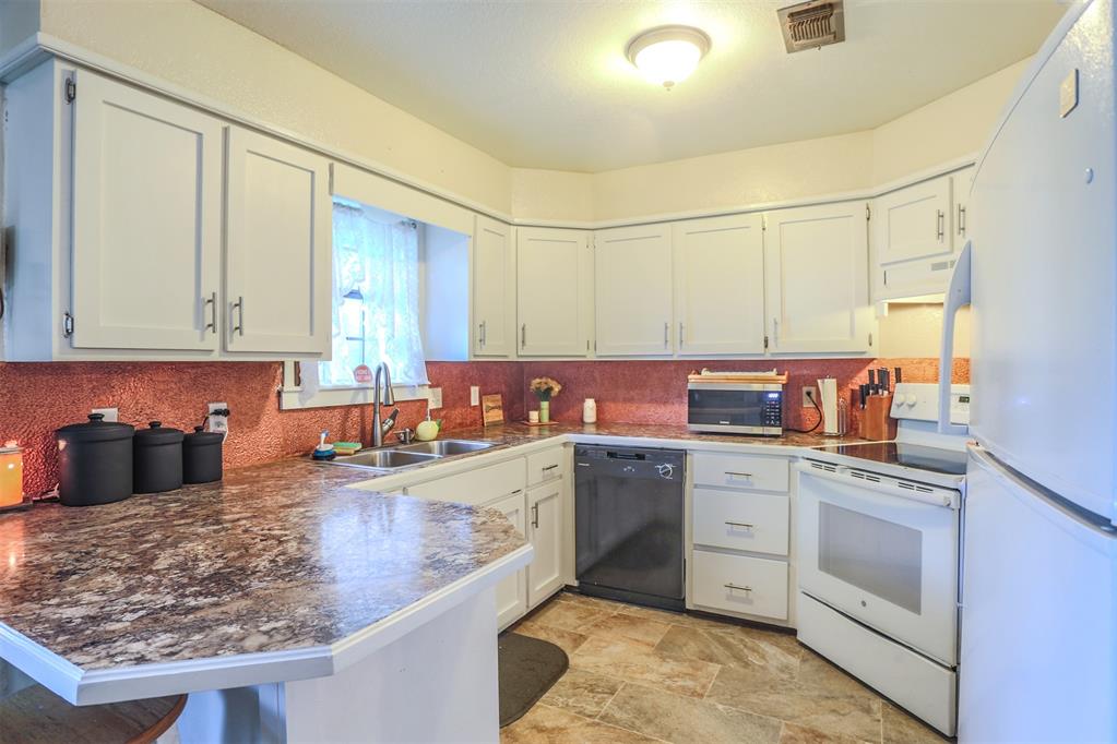 1602 Lincoln Circle