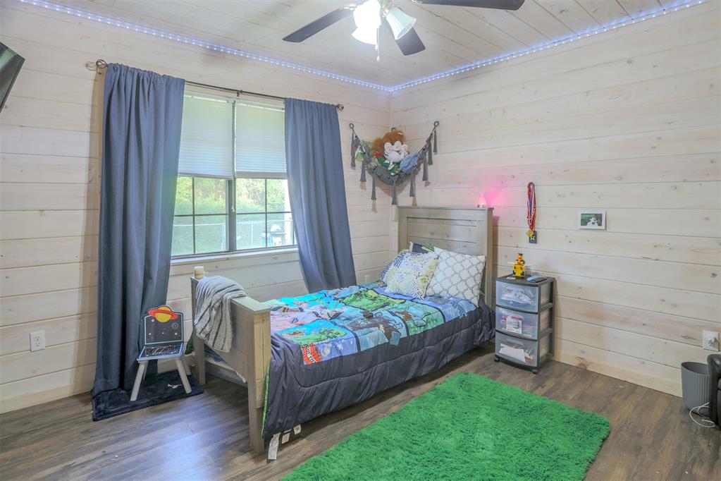 1602 Lincoln Circle