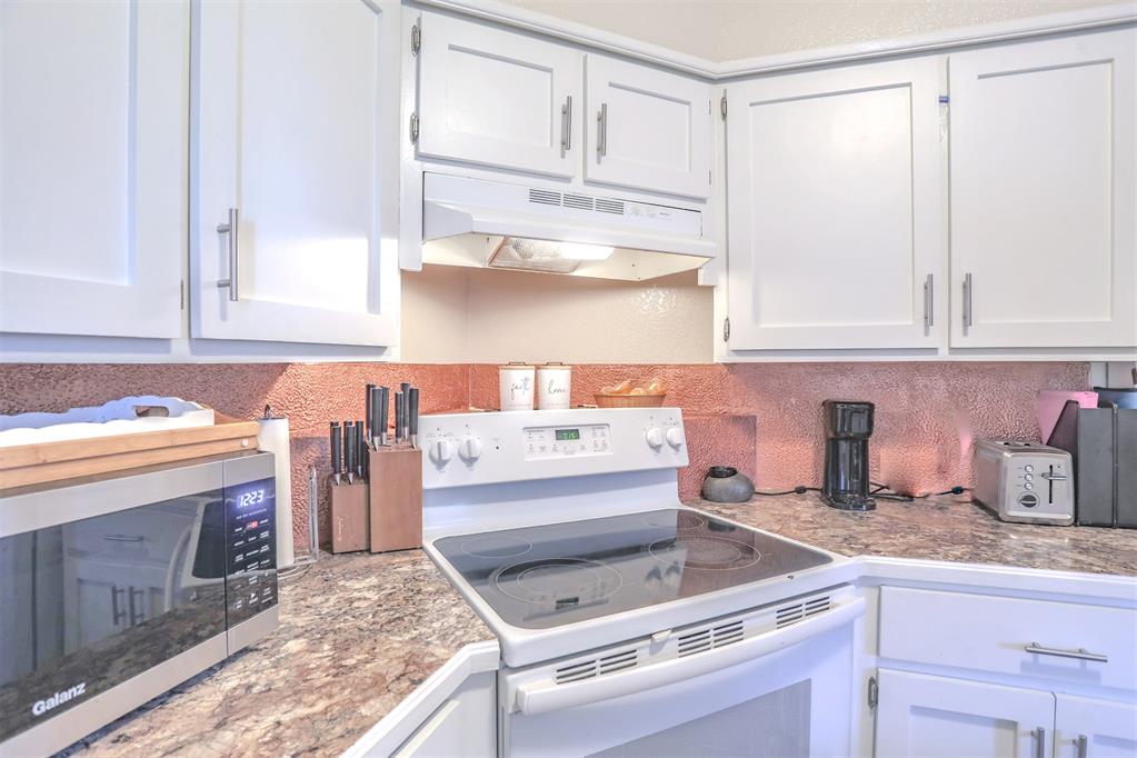 1602 Lincoln Circle