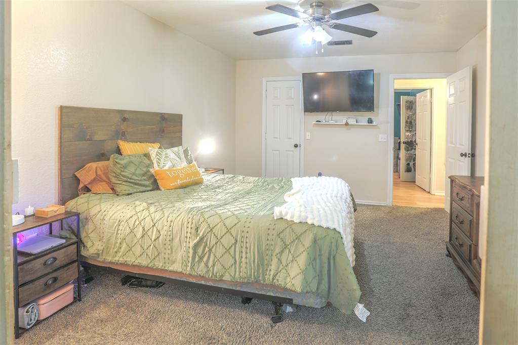 1602 Lincoln Circle