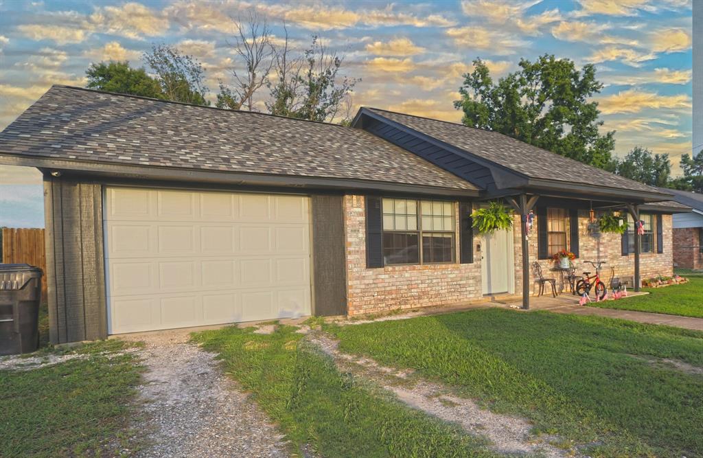 1602 Lincoln Circle