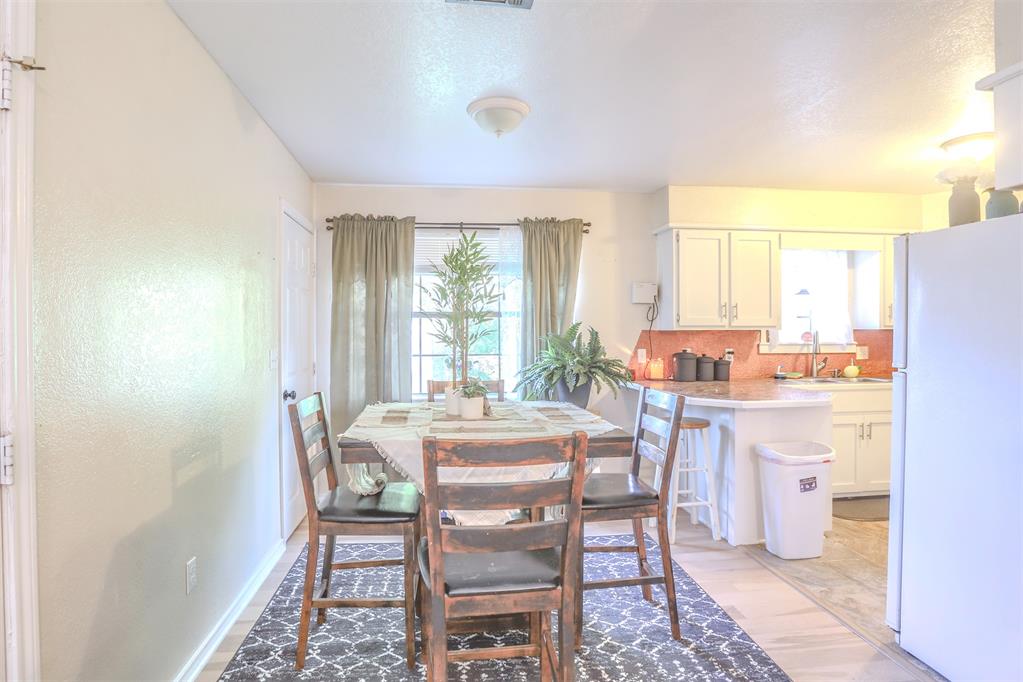 1602 Lincoln Circle